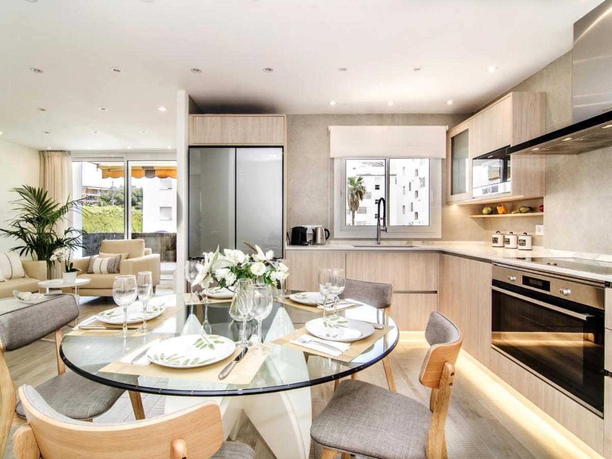 Sitges Spaces Oasis Suites- 4 Bedroom, 4 Ensuite Bathrooms, Terrace, Pool, Sitges Centre 外观 照片