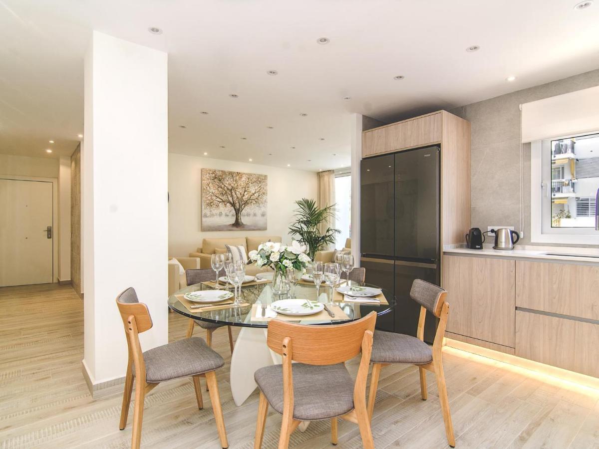 Sitges Spaces Oasis Suites- 4 Bedroom, 4 Ensuite Bathrooms, Terrace, Pool, Sitges Centre 外观 照片