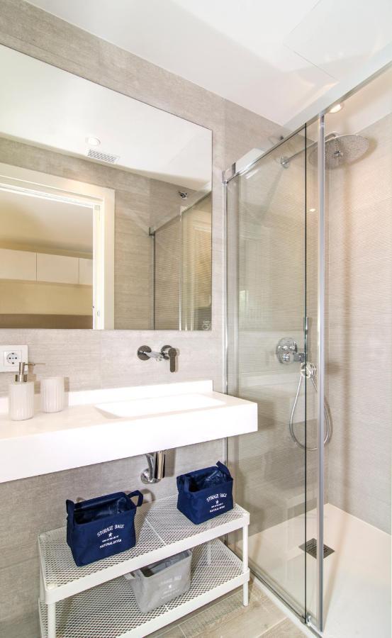 Sitges Spaces Oasis Suites- 4 Bedroom, 4 Ensuite Bathrooms, Terrace, Pool, Sitges Centre 外观 照片
