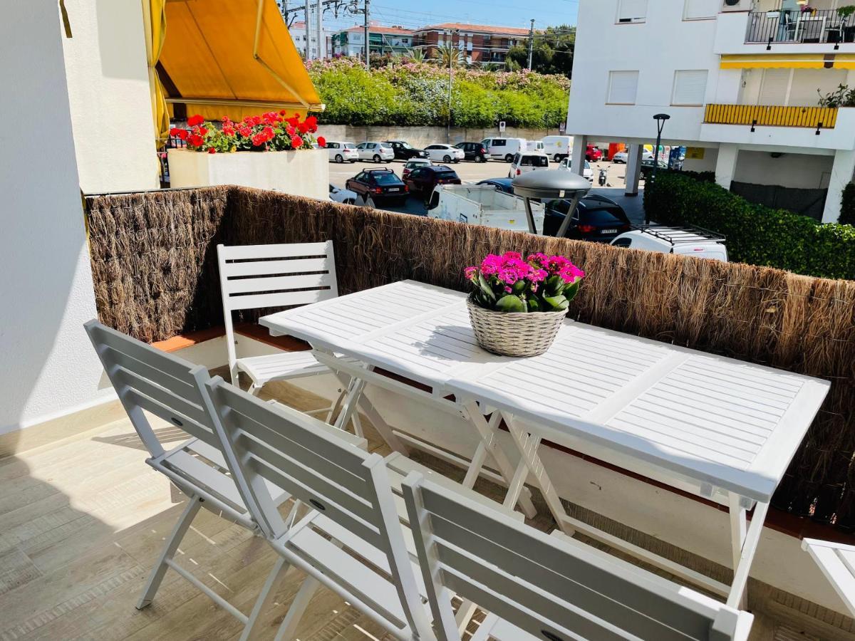 Sitges Spaces Oasis Suites- 4 Bedroom, 4 Ensuite Bathrooms, Terrace, Pool, Sitges Centre 外观 照片